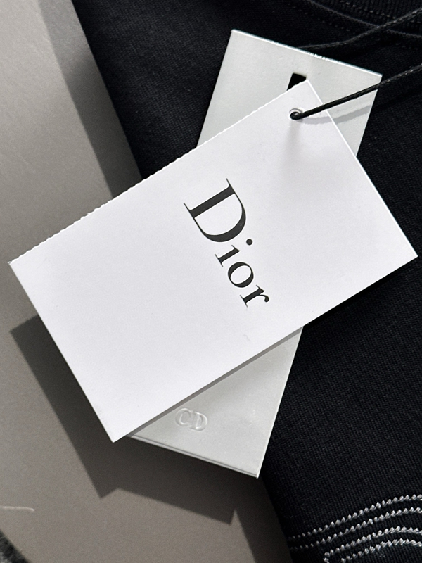 ブランドTシャツ角部分ディテール